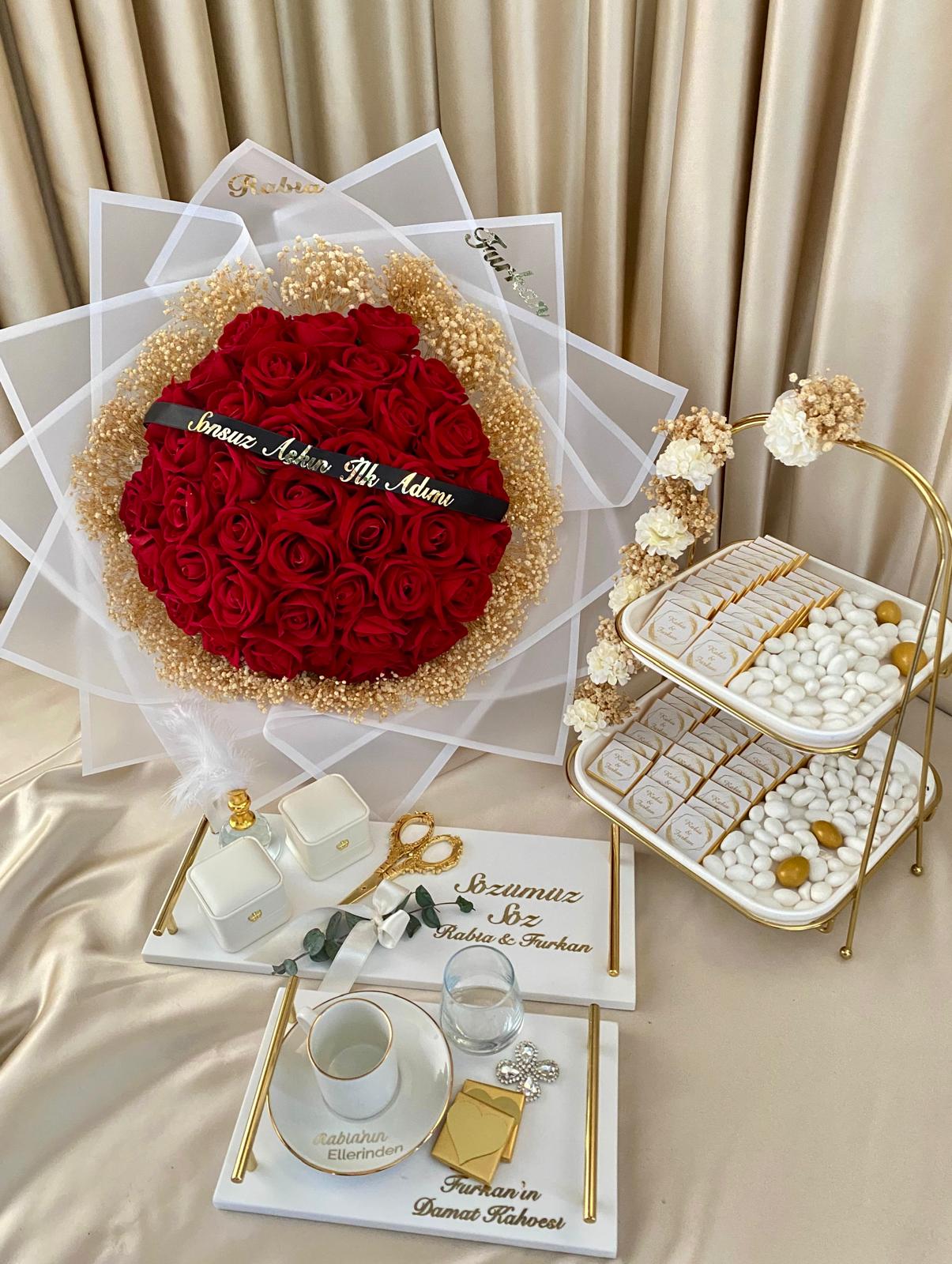 SİYAH İNCİ TEPSİLİ